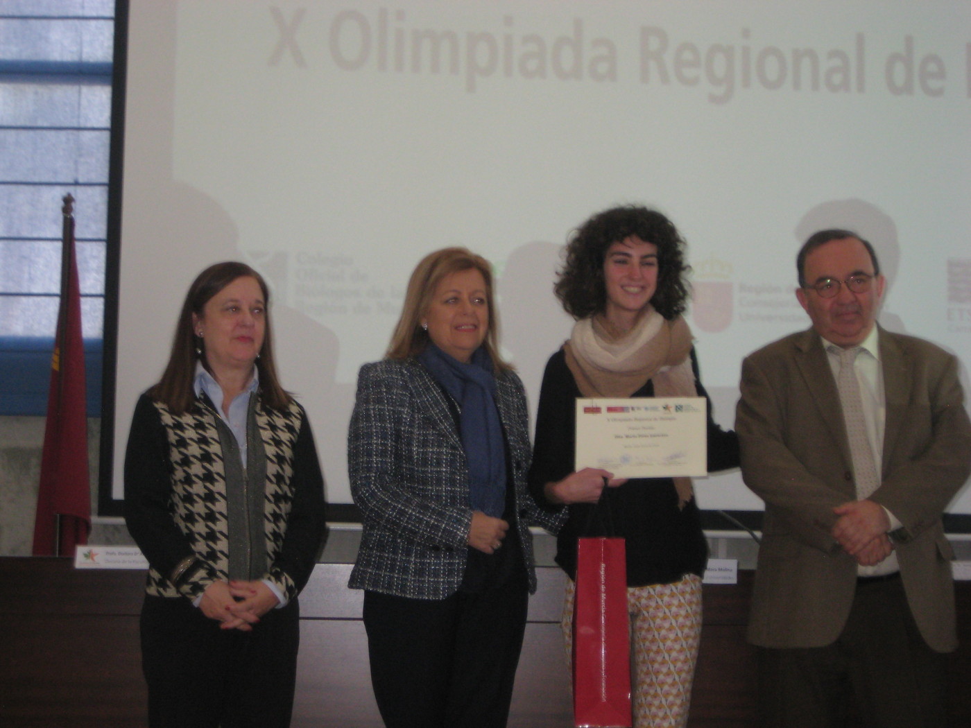 Irene Arnaldos Pérez, premiada en la X Olimpiada Regional de Biología