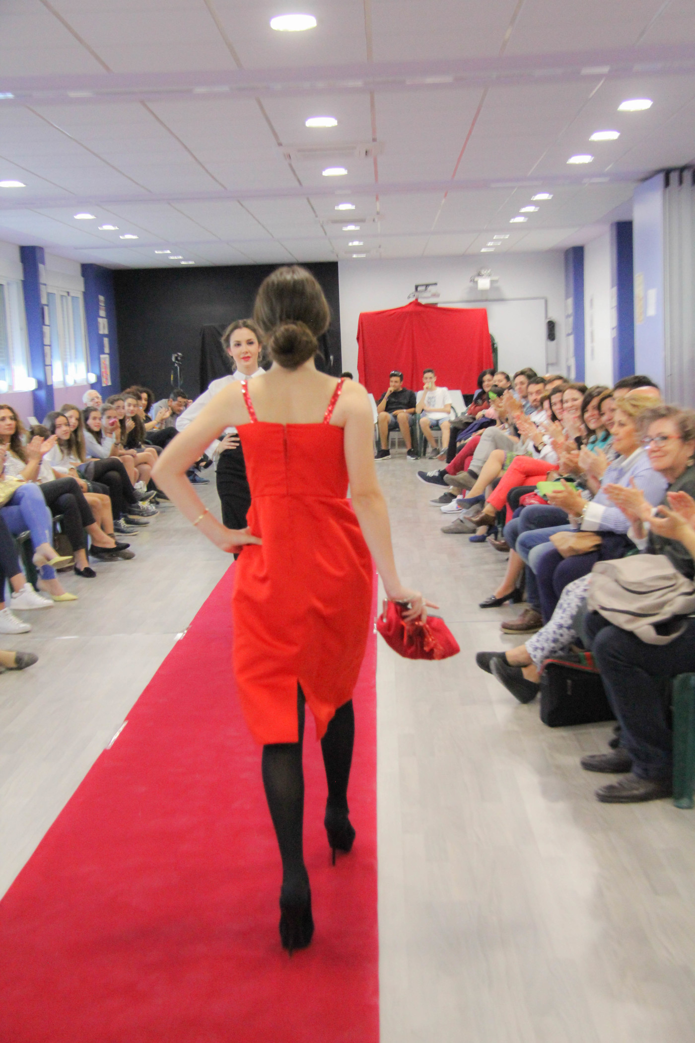 El Colegio Salzillo realiza su primer Desfile Solidario