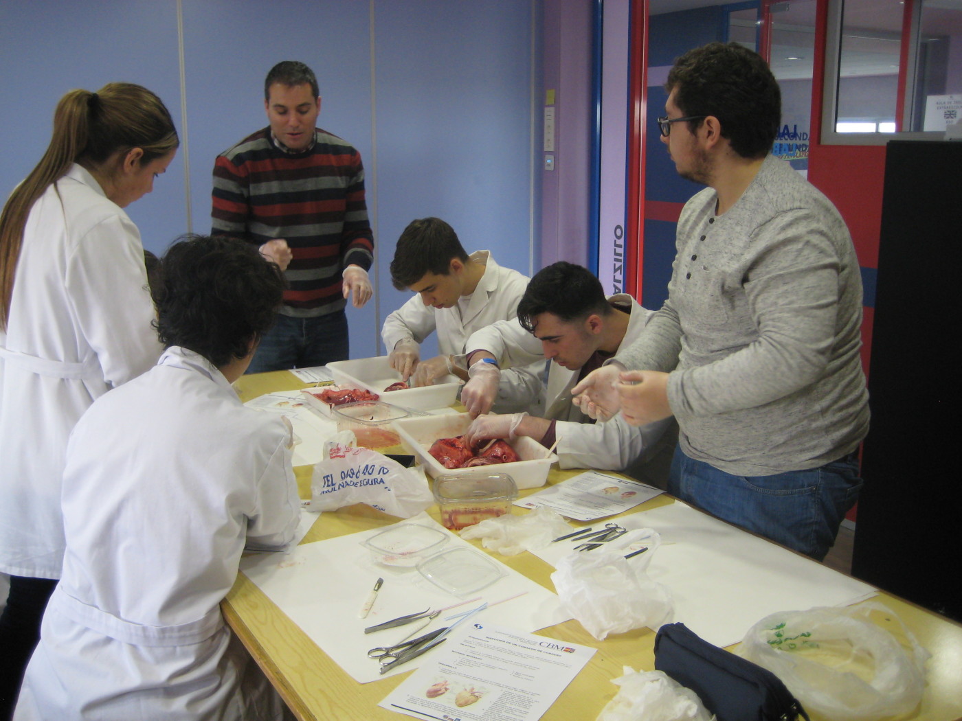 Práctica de Biología con los alumnos de 1.º de Bachillerato