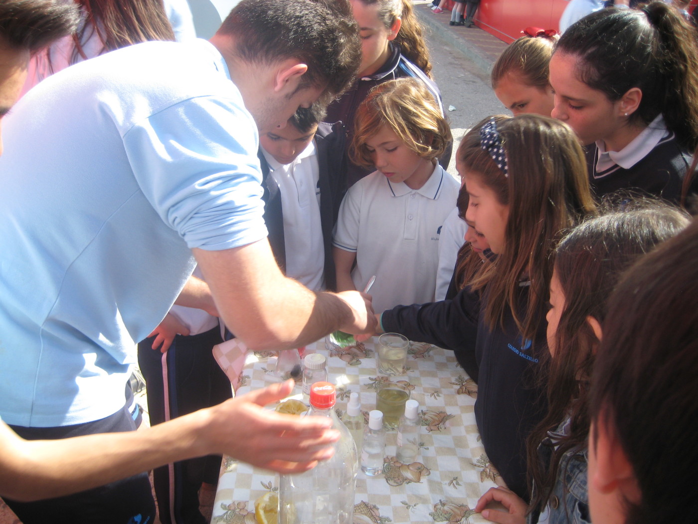 4.º ESO y 1.º de Bachillerato realizan el Proyecto Menuda Ciencia 2017