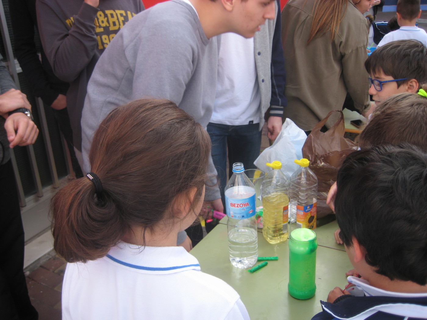 4.º ESO y 1.º de Bachillerato realizan el Proyecto Menuda Ciencia 2017