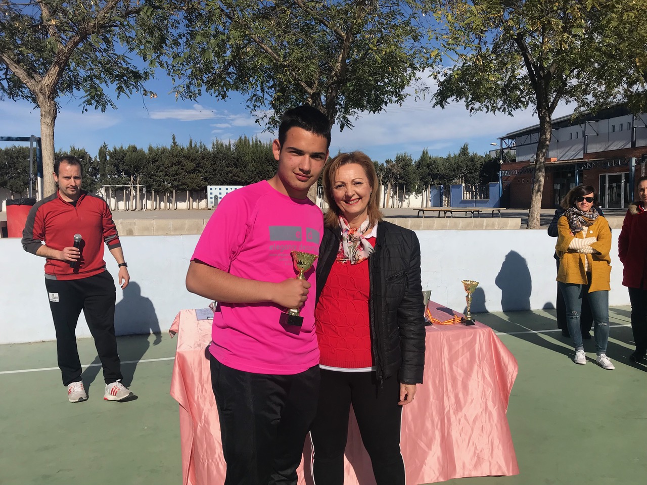 Entrega de Medallas en Secundaria y Bachillerato fiestas del Colegio 2018