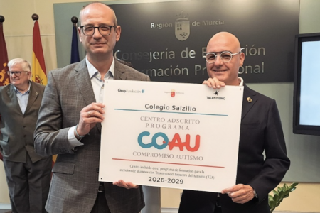 El Colegio Salzillo recibe la acreditación 'Compromiso Autismo'